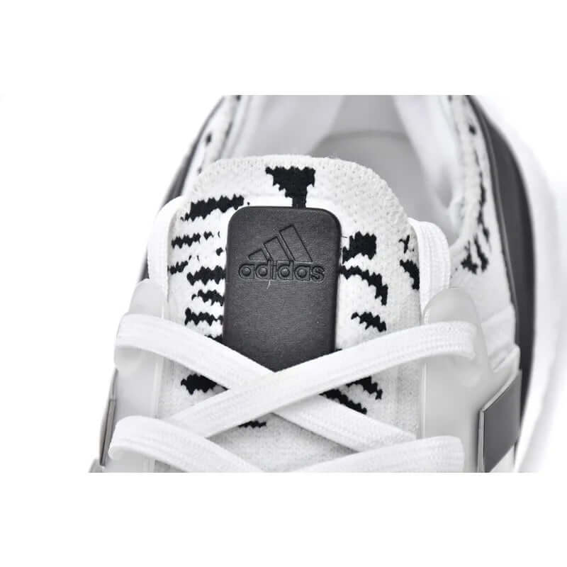 Ultra Boost 2022 Men'S Running Shoes, Fashionable, Light Weight, Wear Resistant, Training Sneakers, White and Black